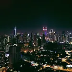 Klcc Sky View 1Br Luxury Suites With Balcony Trion Kl